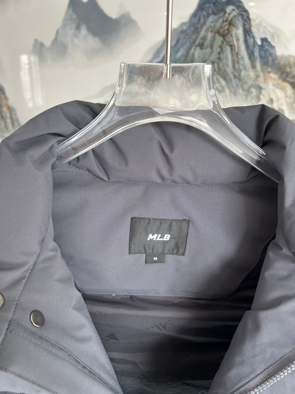 MLB NY Logo Charcoal Puffer Vest with Oversized Back Graphic