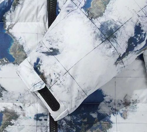 The North Face White & Blue Abstract Print Puffer Jacket
