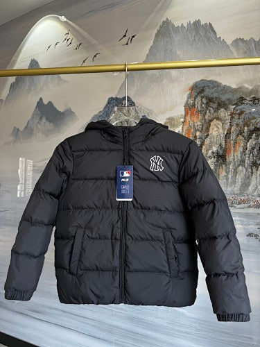 MLB NY Logo Hooded Puffer Jacket with Oversized Back Graphic