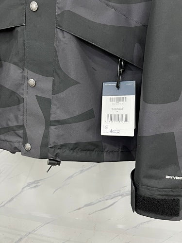 The North Face Black & Gray Abstract Print Hooded Jacket