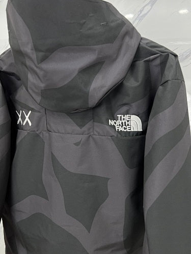 The North Face Black & Gray Abstract Print Hooded Jacket