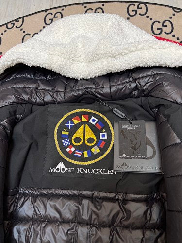 Moose Knuckles Textured Hooded Zip-Up Jacket with Striped Trim