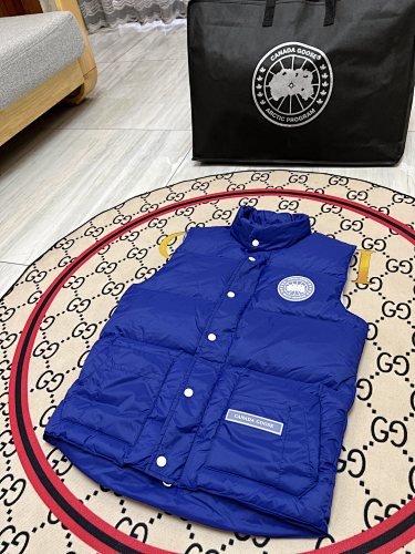Canada Goose Stand-Collar Quilted Puffer Vest