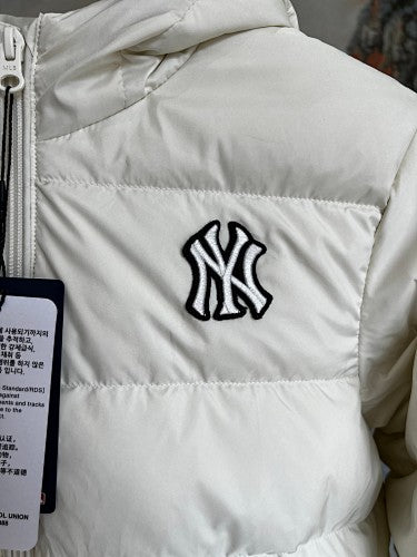 MLB NY Logo Hooded Puffer Jacket with Oversized Back Graphic