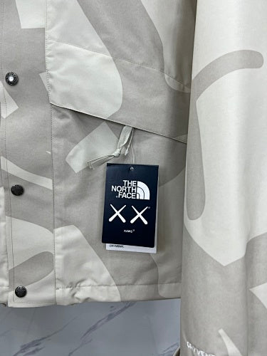 The North Face Black & Gray Abstract Print Hooded Jacket