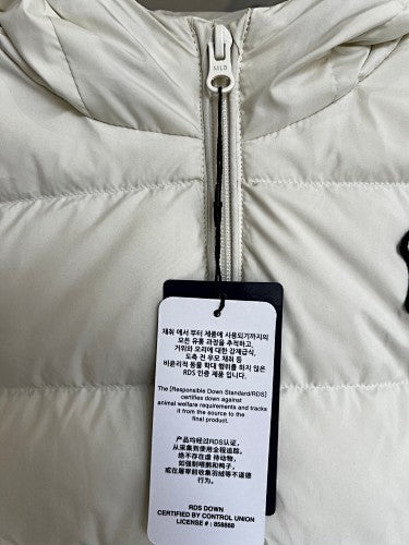 MLB NY Logo Hooded Puffer Jacket with Oversized Back Graphic