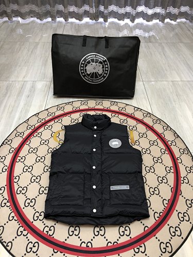 Canada Goose Stand-Collar Quilted Puffer Vest