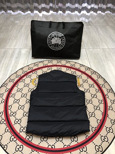 Canada Goose Stand-Collar Quilted Puffer Vest