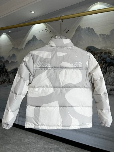 The North Face Youth Light Gray Abstract Print Puffer Jacket
