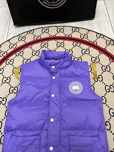 Canada Goose Stand-Collar Quilted Puffer Vest