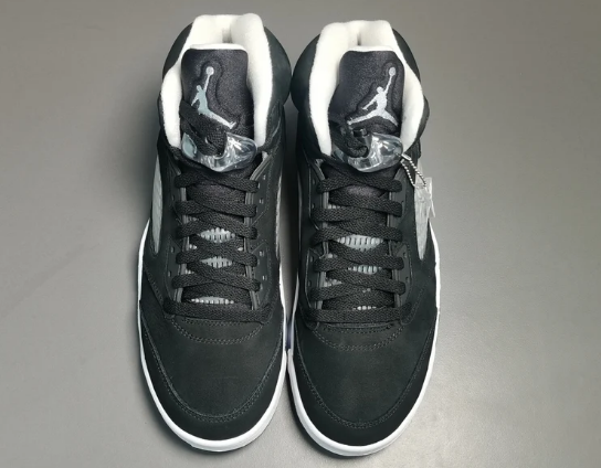 Air Jordan 5 Retro 'Moonlight' Sneakers