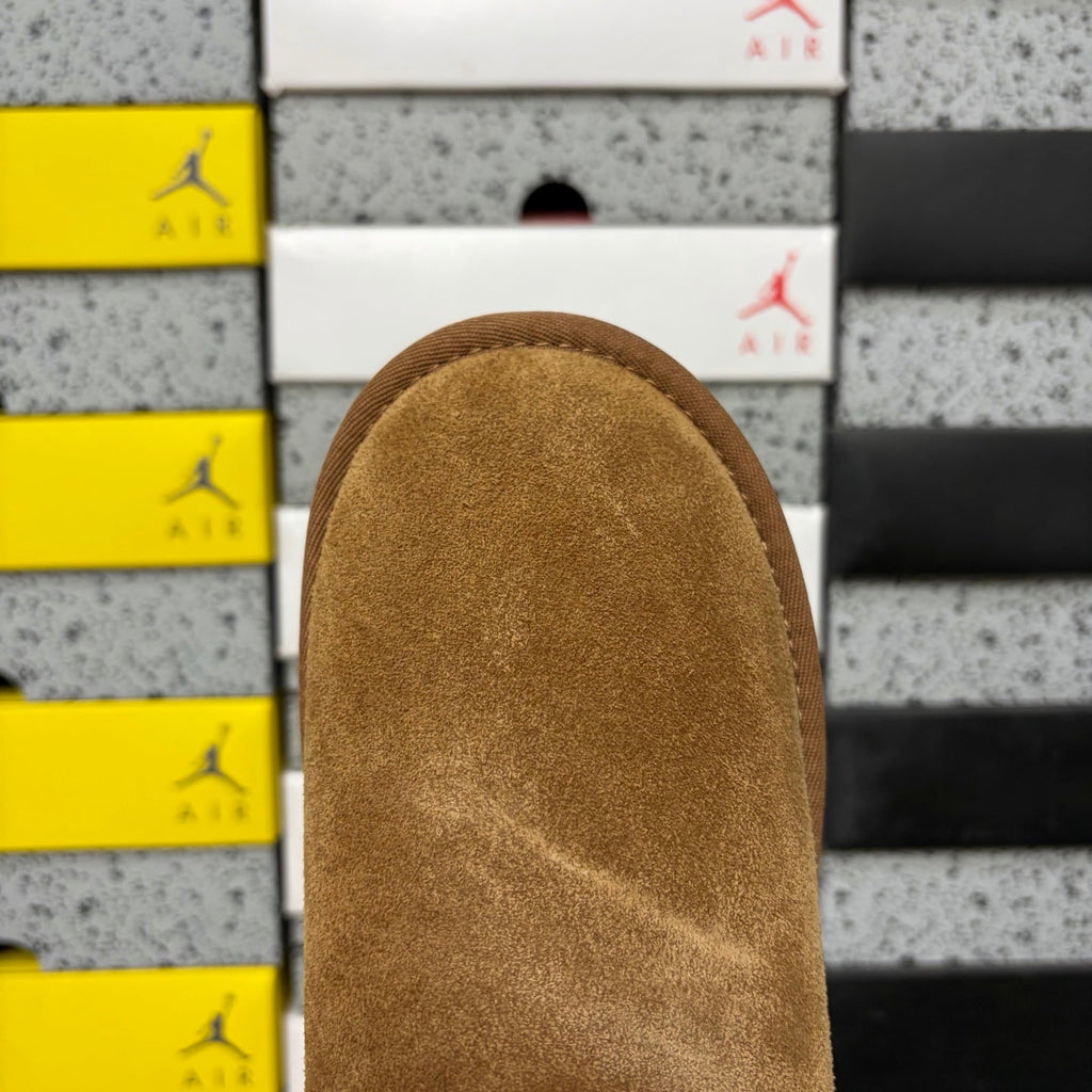 UGG Kallen Lace Platform Ankle Boot – Suede Boot with Shearling Lining, Tonal Cross-Strap Closure & Chunky Tonal Platform Sole in Chestnut