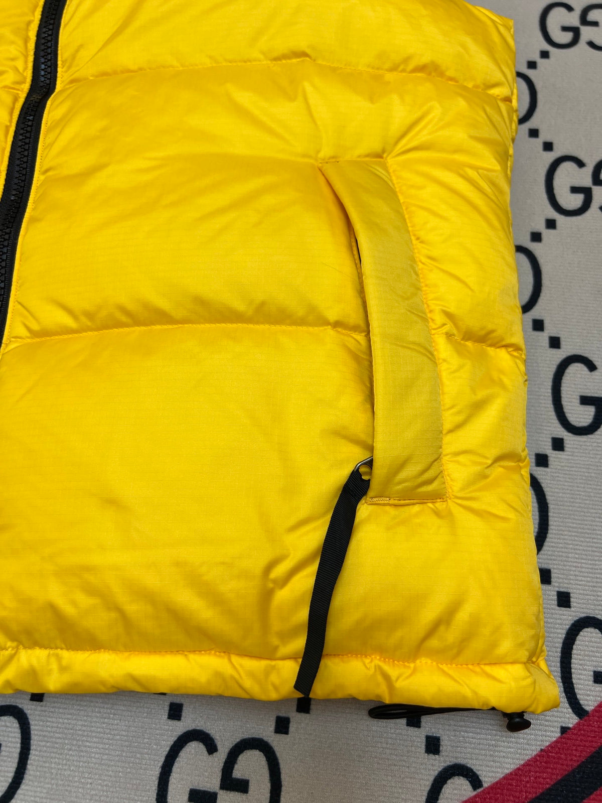 The North Face Colorblock Stand-Collar Puffer Vest