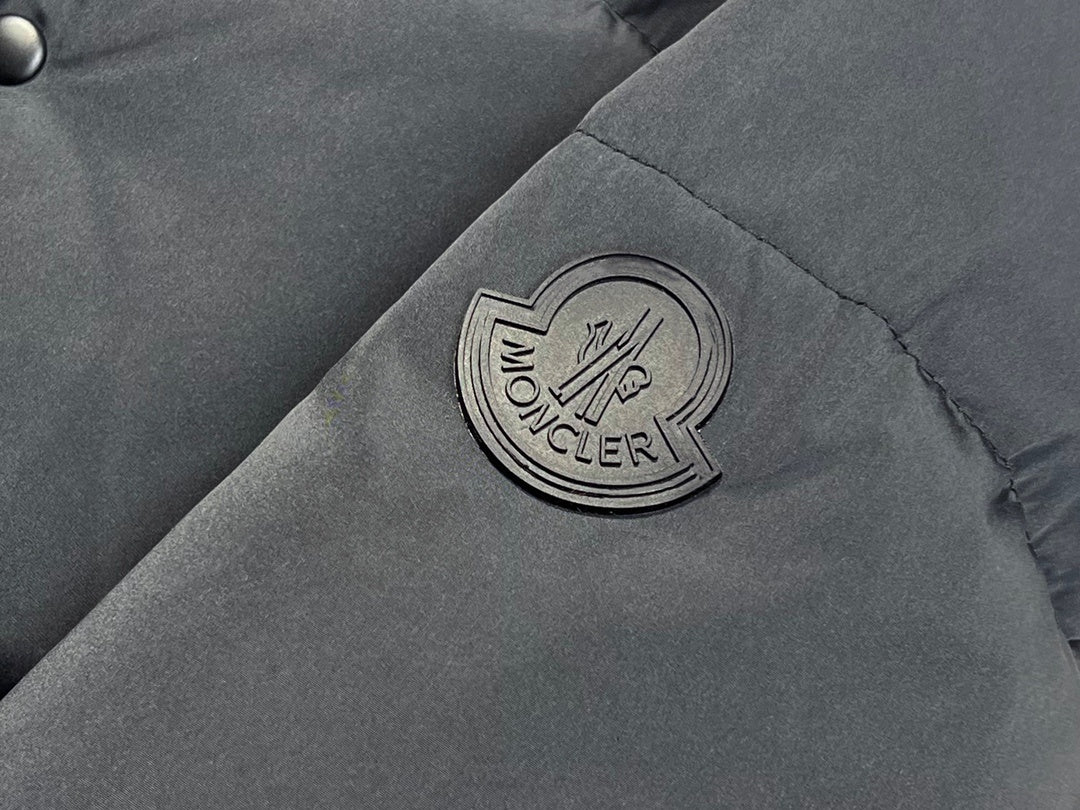 Moncler Grey Hooded Puffer Jacket with Black Contrast Panels