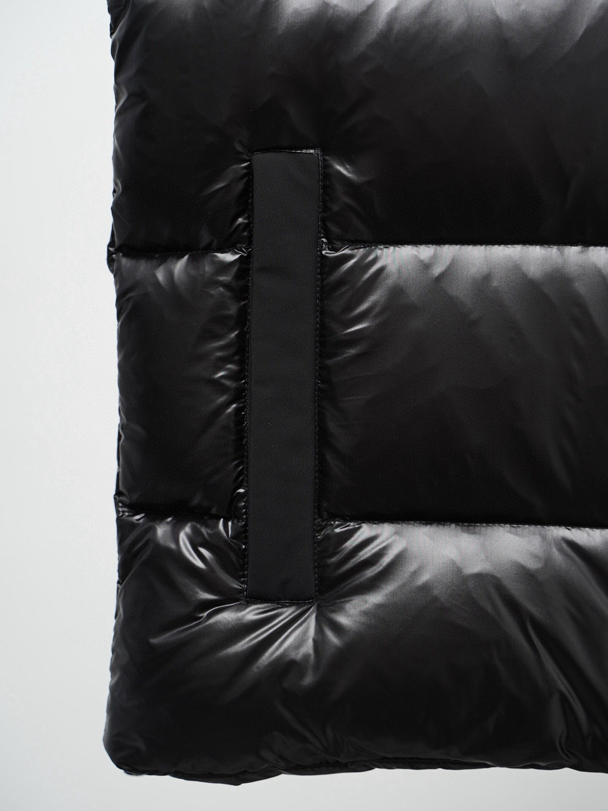 Moose Knuckles Black Mixed-Finish Stand-Collar Puffer Vest