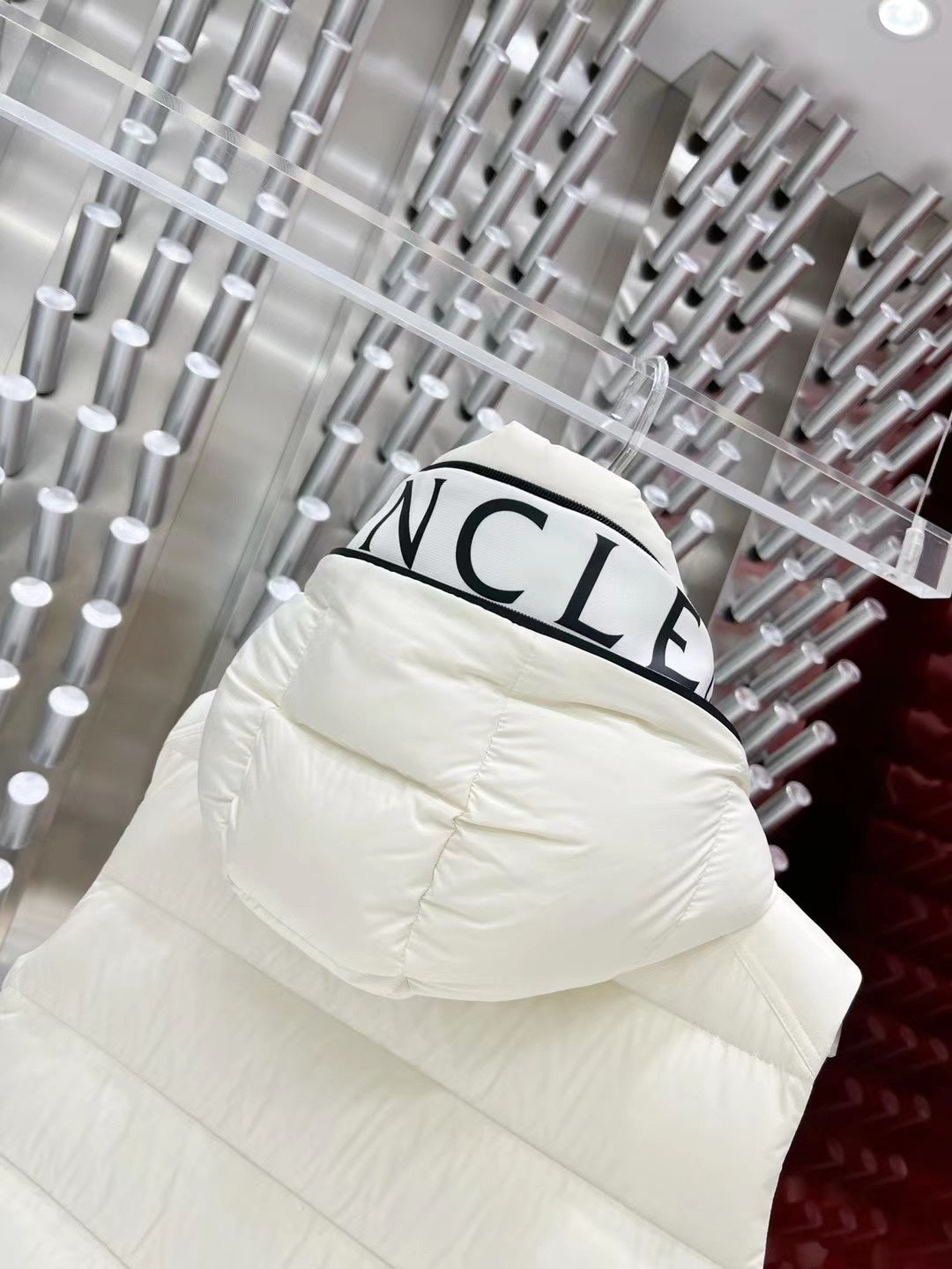 Moncler White Logo-Trim Hooded Puffer Vest
