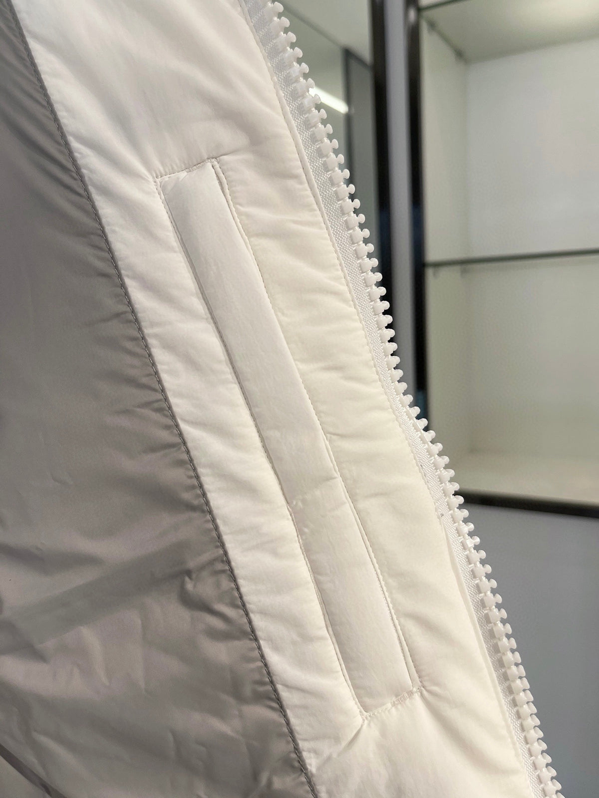 Canada Goose White Tonal-Logo Stand-Collar Puffer Vest