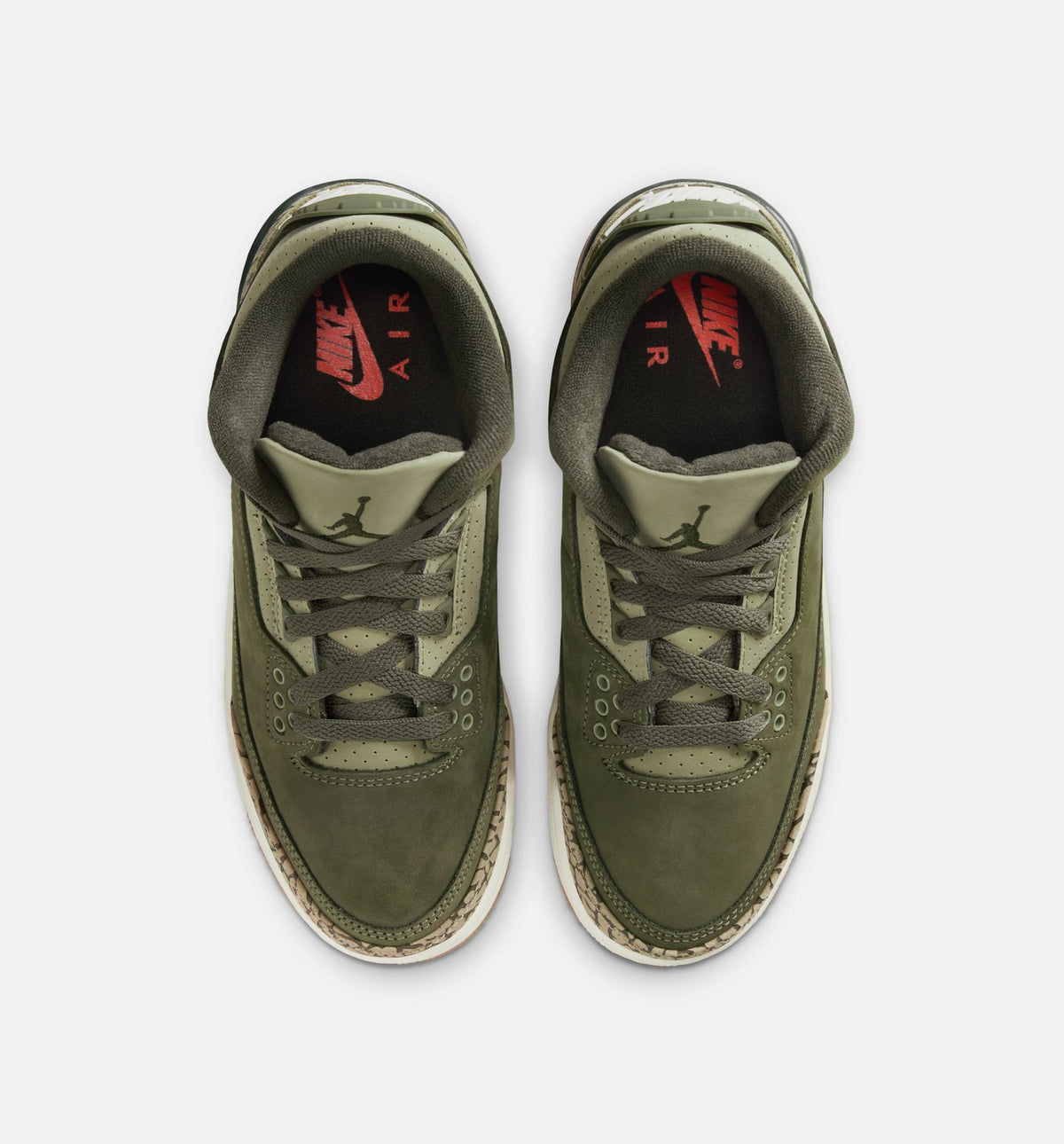 Air Jordan 3 Retro "Medium Olive" Big Kids' Shoe – Medium Olive/Sequoia/Neutral Olive/Sail