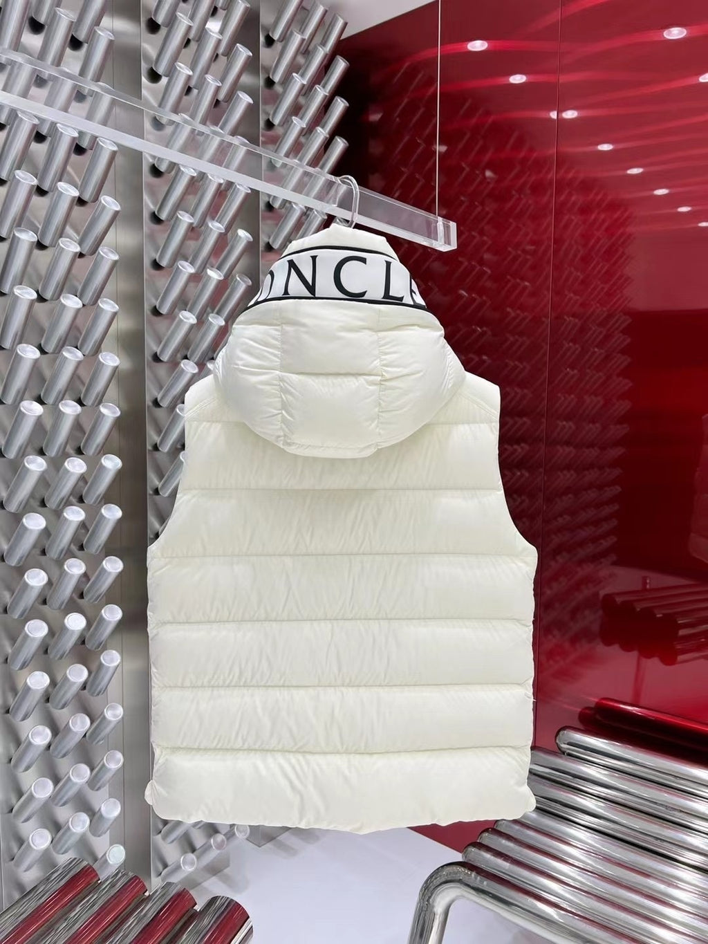 Moncler White Logo-Trim Hooded Puffer Vest