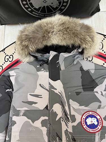Canada Goose Grey Camo Hooded Parka with Four Flap Pockets