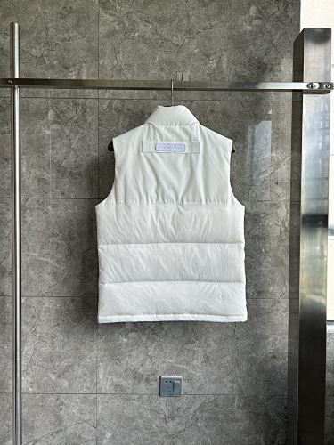 Canada Goose White Stand-Collar Puffer Vest with Patch Pockets