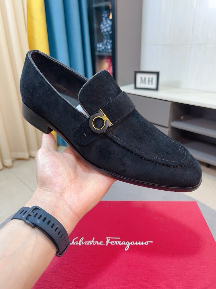 Salvatore Ferragamo Gold-Buckle Loafers