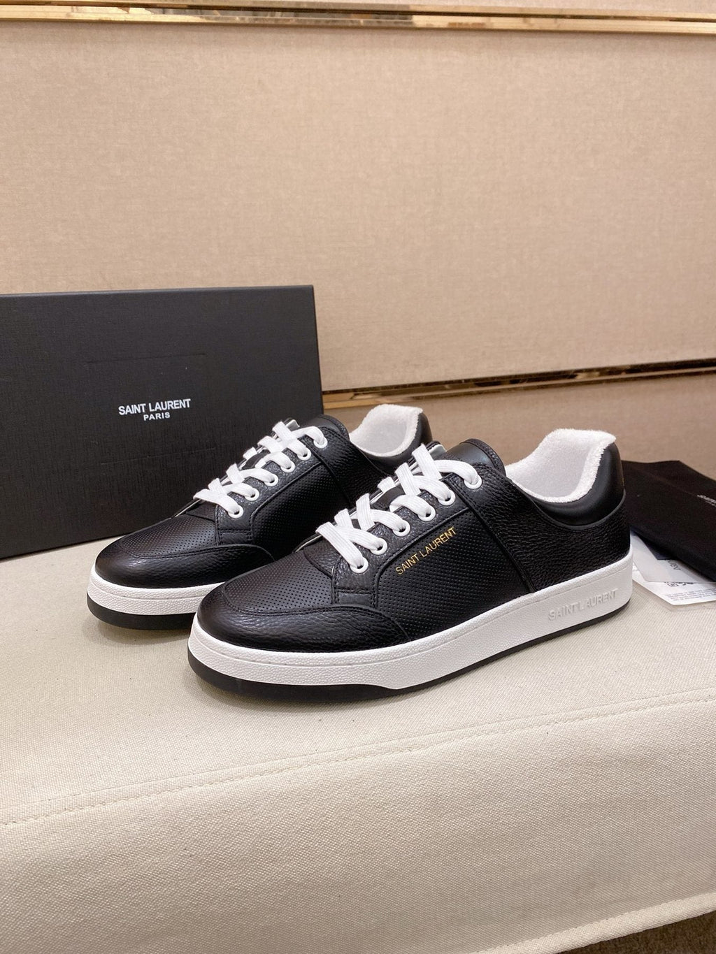 Saint Laurent Low-Top Sneakers - Rubber Sole