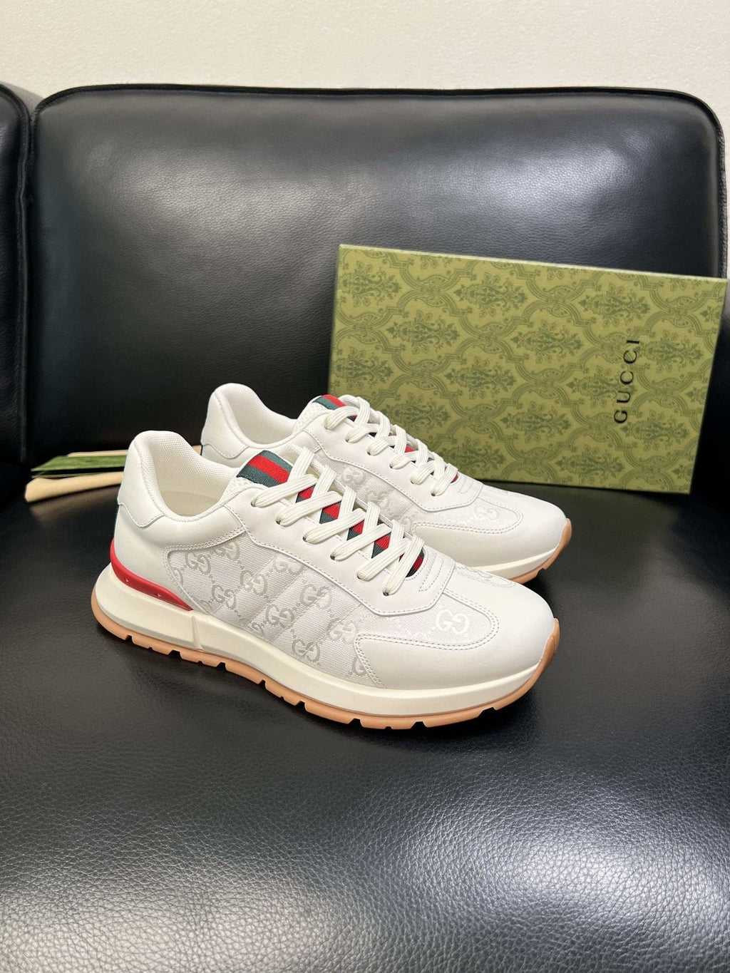 Gucci Men's Monogram Panel Low-Top Sneakers - Contrast Trim