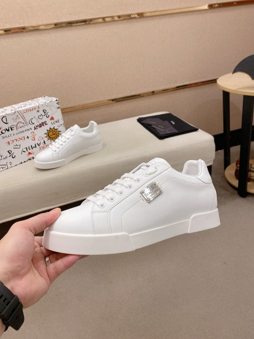 Dolce & Gabbana Low-Top Lace-Up Sneakers - Smooth Upper